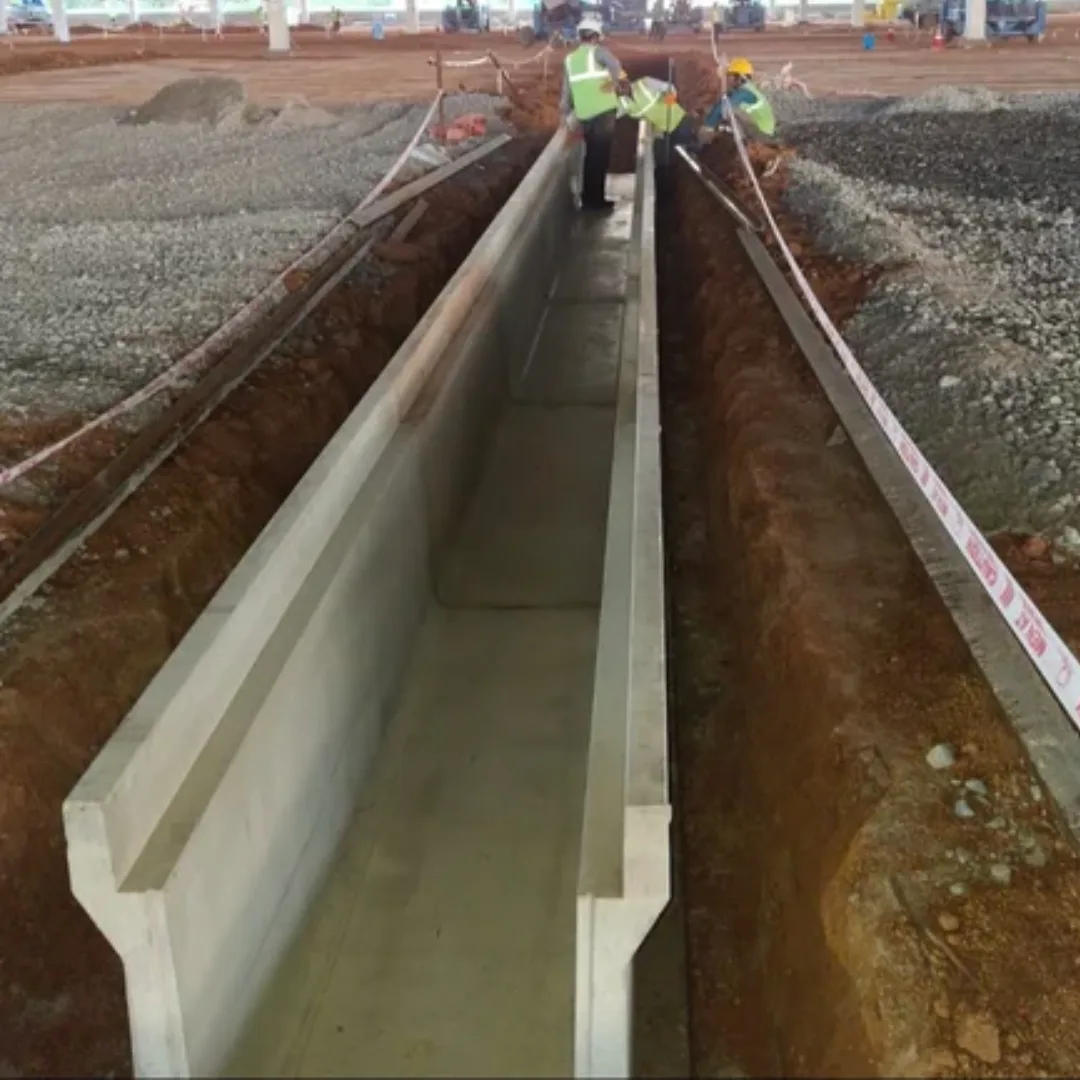 Precast U-shape drains for water and sewage systems